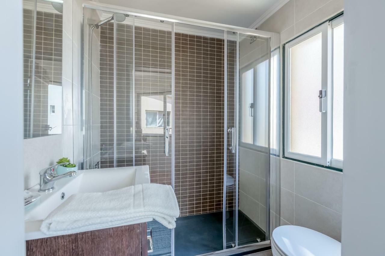 Bright & Spacious Alfama Apartment, By Timecooler Lisboa Eksteriør billede