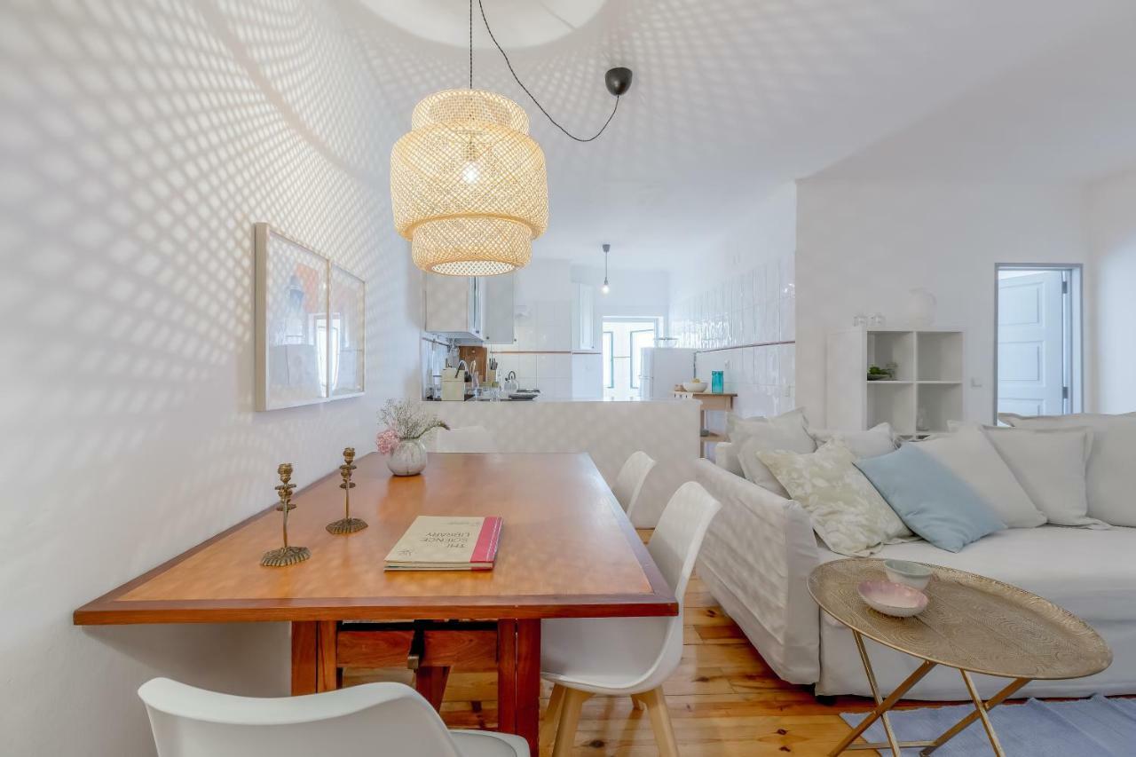Bright & Spacious Alfama Apartment, By Timecooler Lisboa Eksteriør billede
