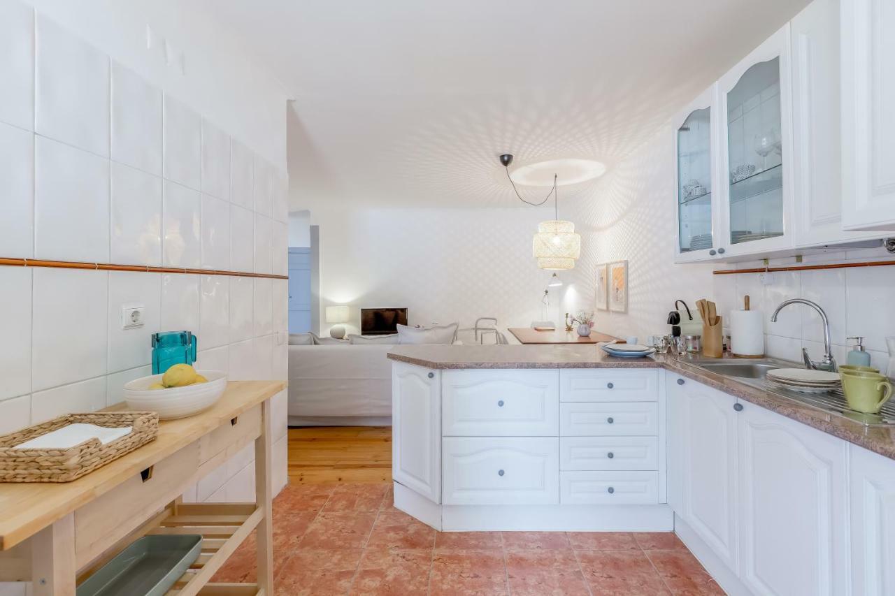 Bright & Spacious Alfama Apartment, By Timecooler Lisboa Eksteriør billede